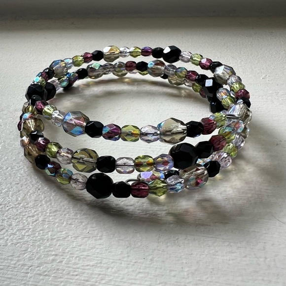 Bracelets - Memory-wire with sparkly glass beads - Picture 2 of 8